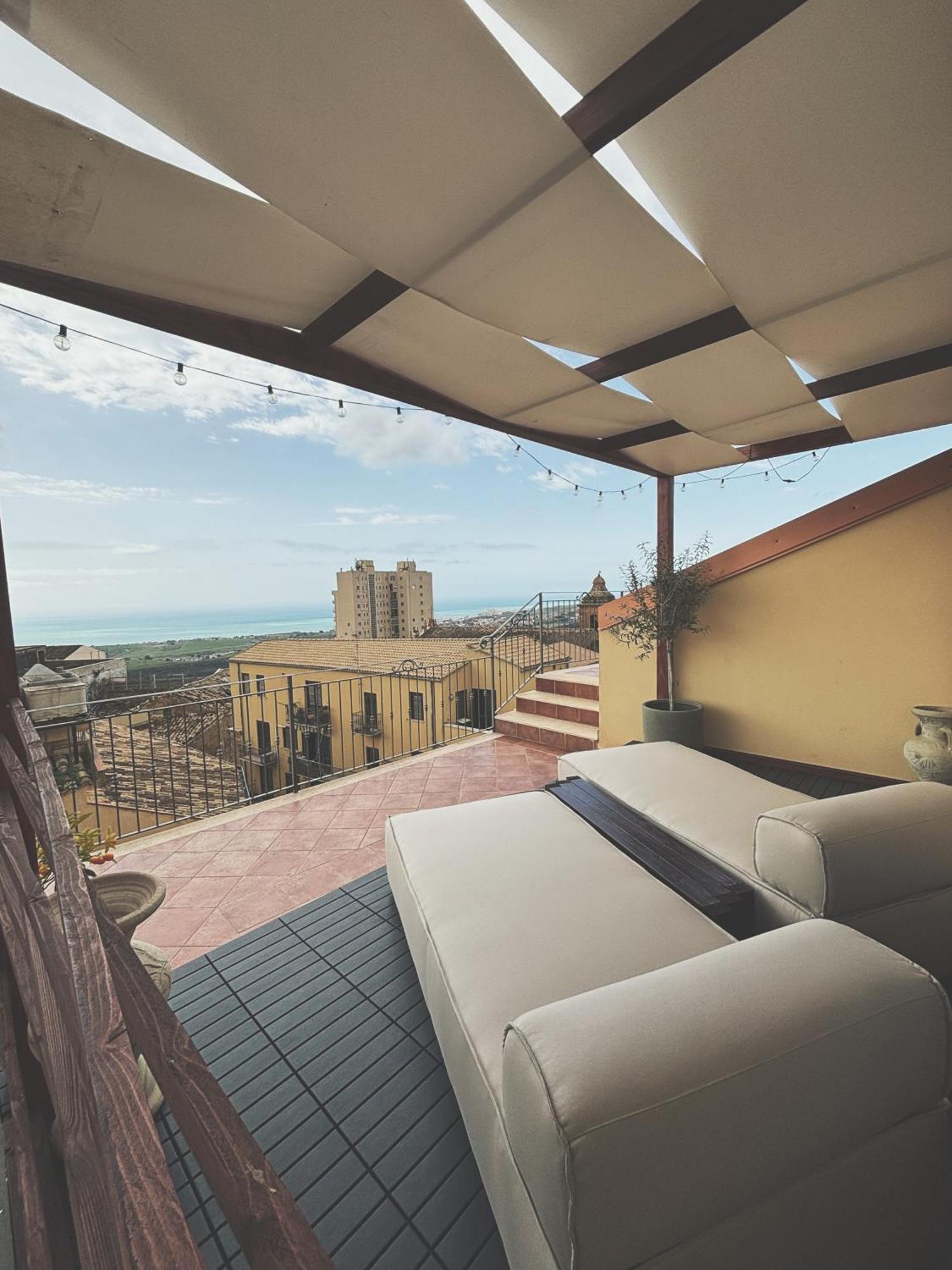 La Mennulara La Terrazza Del Centro Storico Hotel Agrigento Exterior photo